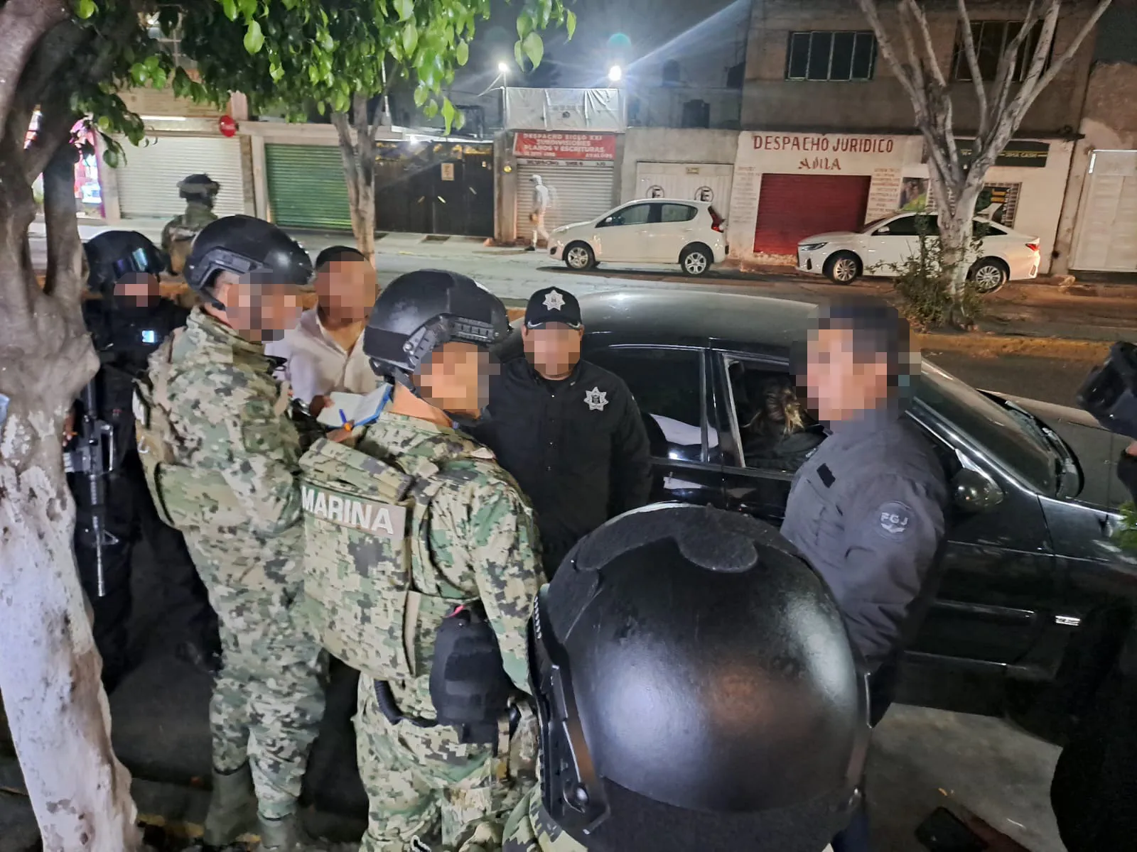 Detiene Policía de Ecatepec a dos hombres y una mujer por disparos en vía pública