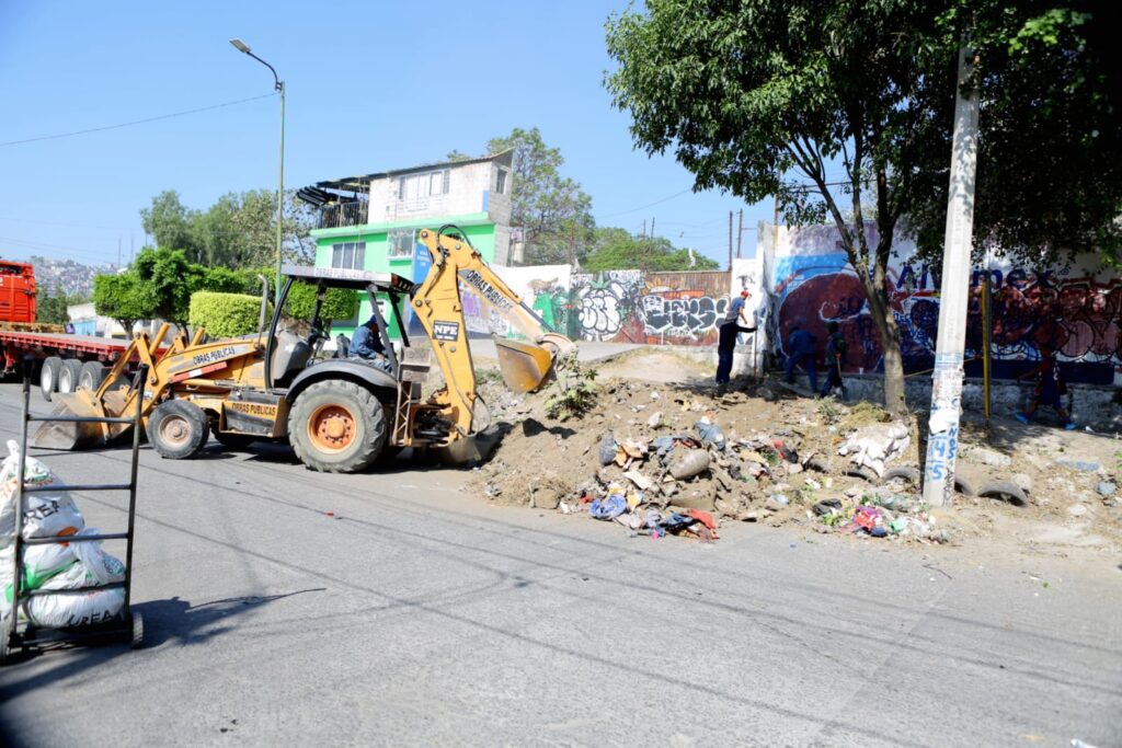 Realiza Gobierno de Ecatepec jornada de limpieza y operativo Rastrillo Social en colonias que limitan con Tlanepantla