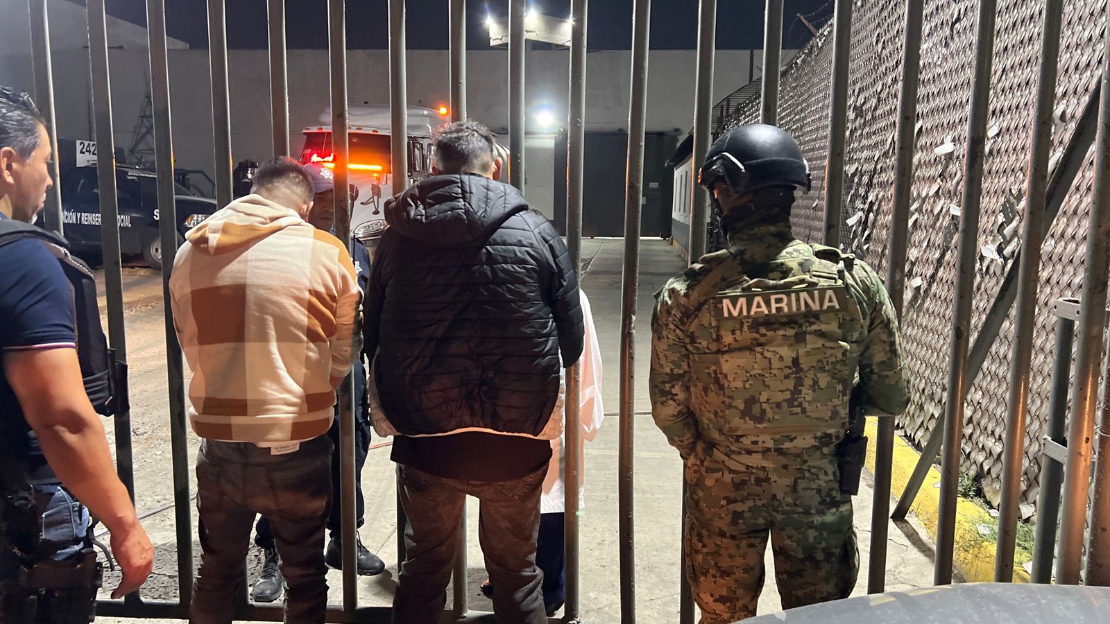 Policía de Ecatepec y Marina resguardan traslado de “El Yiyo” a penal de Neza Bordo