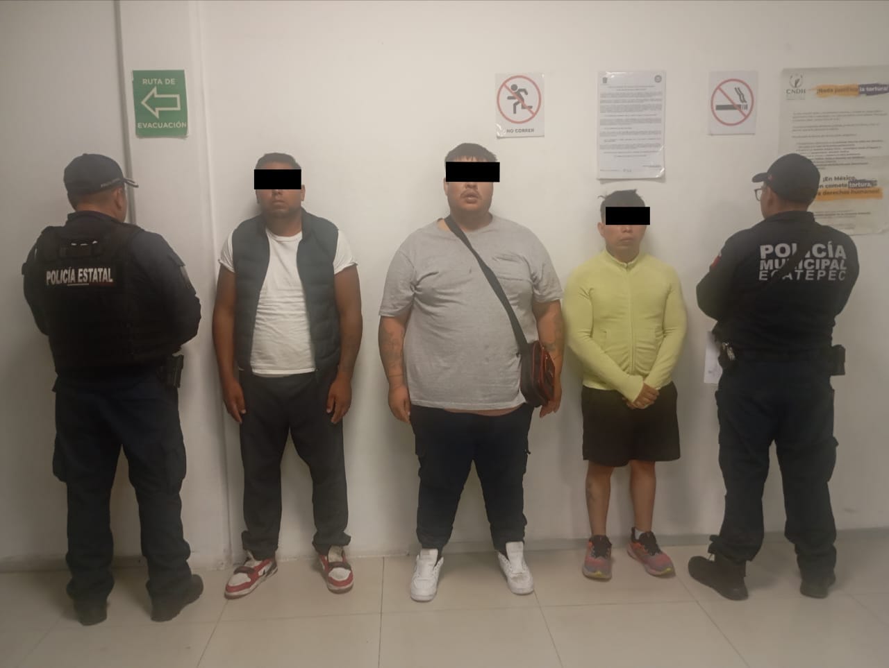 Policía de Ecatepec recupera motos robadas y detiene a cuatro sujetos