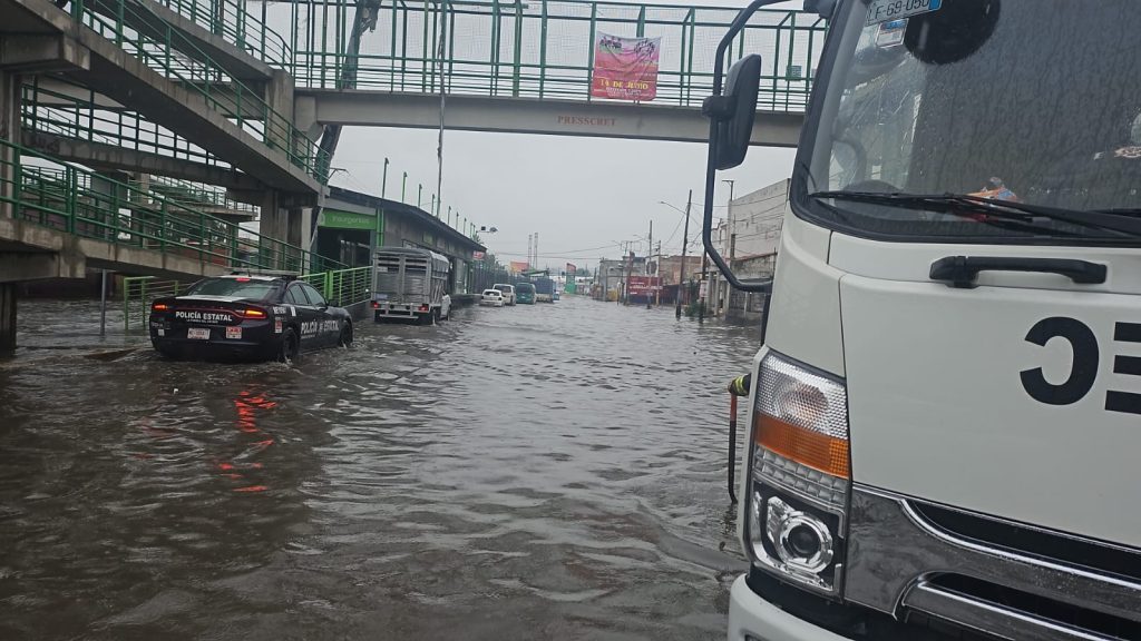 Operativo Tormenta atiende encharcamiento en Avenida Nacional