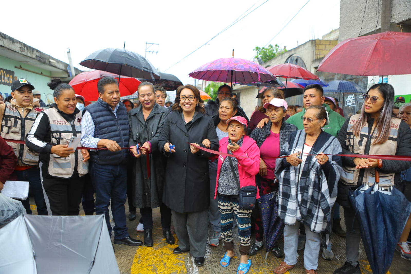 En cinco meses suman 50 calles pavimentadas en la Zona Norte de Ecatepec