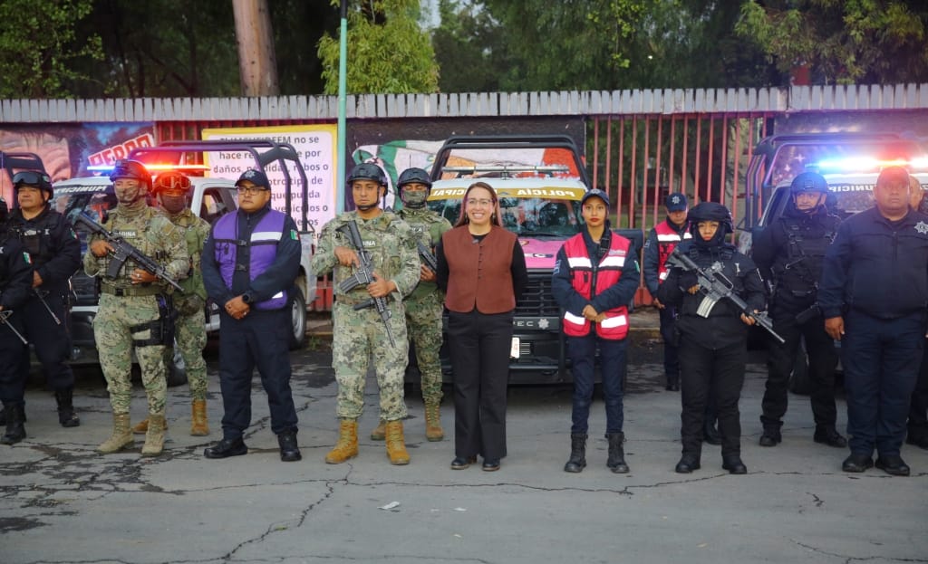 Azucena Cisneros va contra la corrupción en Tránsito