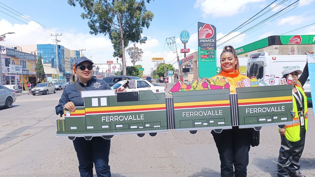 Policía Ecatepec y Ferrovalle buscan hacer conciencia sobre cruces ferroviarios