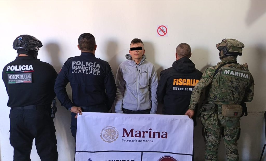 Policía de Ecatepec y Marina detienen a sujeto buscado por homicidio calificado