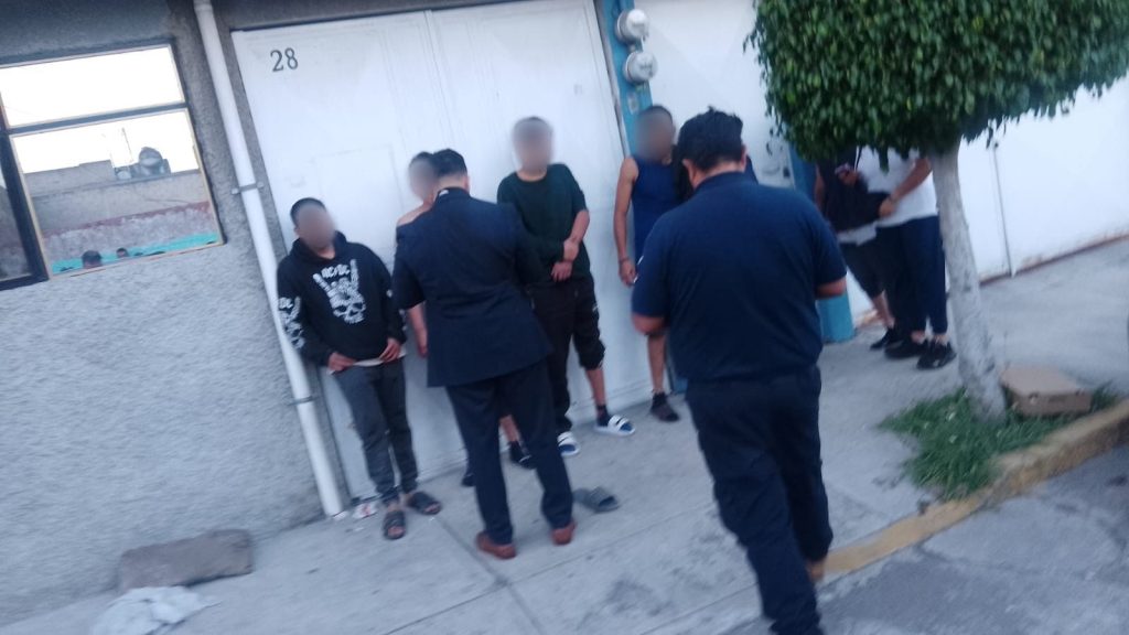 Policía municipal resguarda a internos de anexo que sufrían maltratos