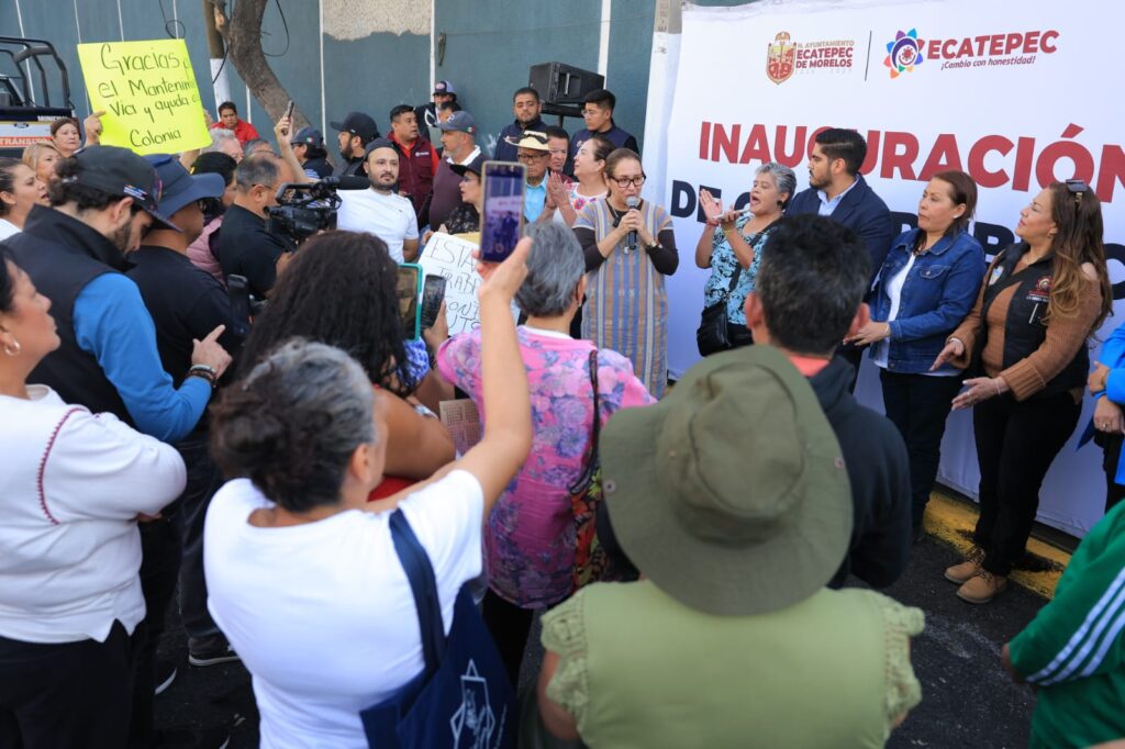 Repavimentan en Ecatepec avenida con apoyo de empresarios