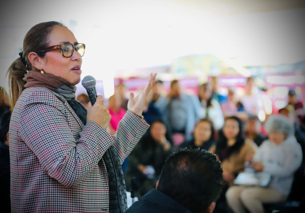 Hubo gobierno permisivo, hoy tenemos actos de autoridad: Azucena Cisneros