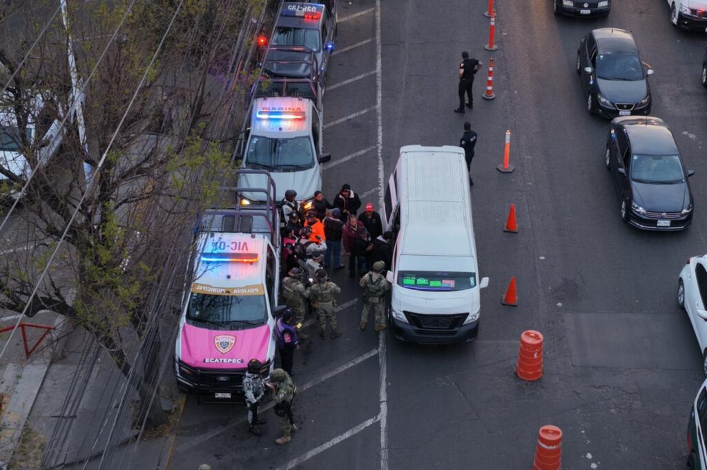 En Operativo Transporte Seguro detienen a tres sujetos con sustancias tóxicas