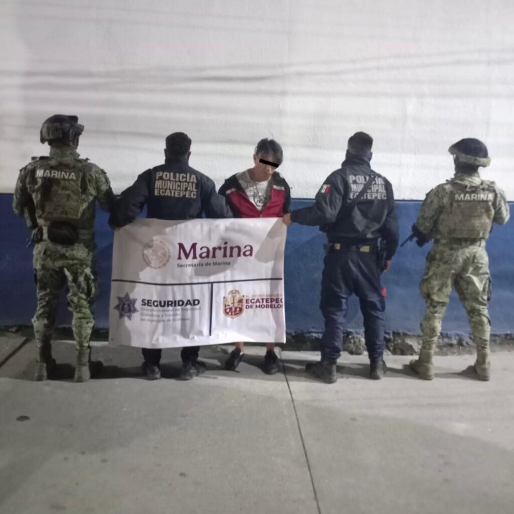 Policía de Ecatepec persigue y detiene a sujeto en Iztapalapa por robo de auto