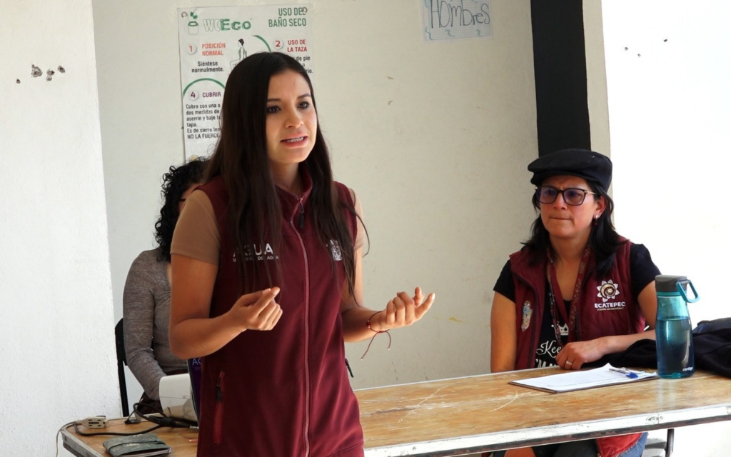 Ponen en marcha en Ecatepec el programa Mujeres Plomeras
