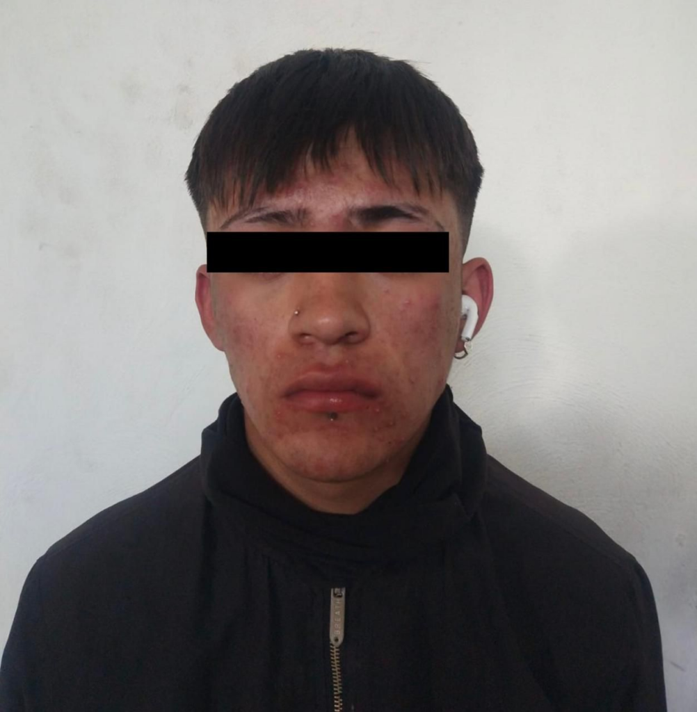 Policía Municipal detiene a dos sujetos por despojo en Las Golondrinas