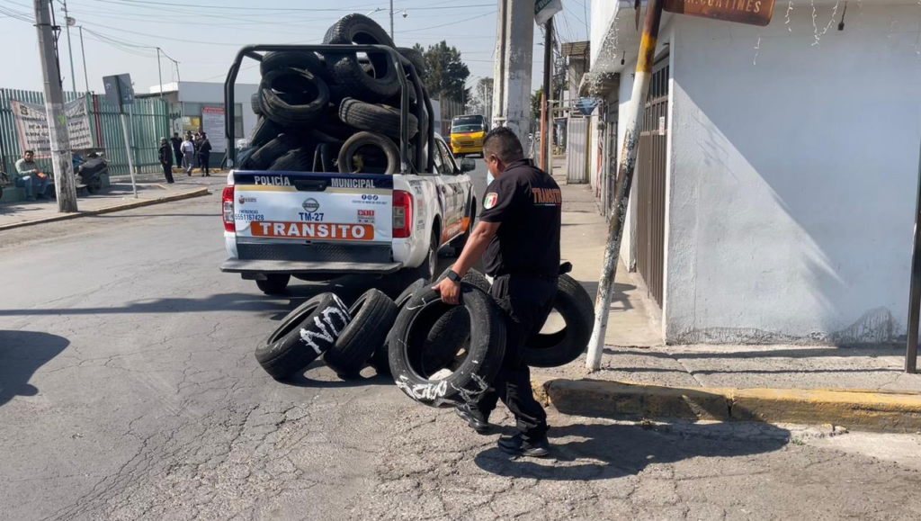 Va Tránsito Municipal contra abusos de franeleros en espacios públicos